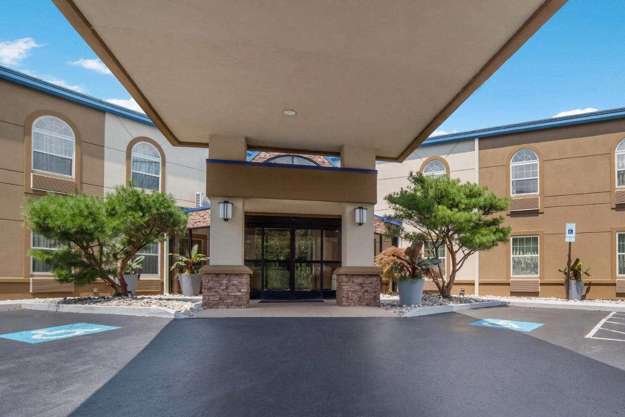 Surestay By Western Hershey Hotel 3*